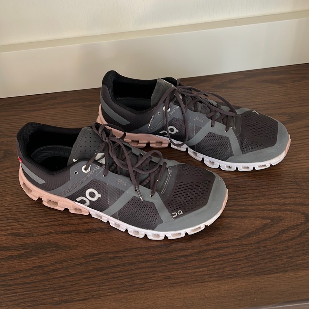 Oncloud sneakers